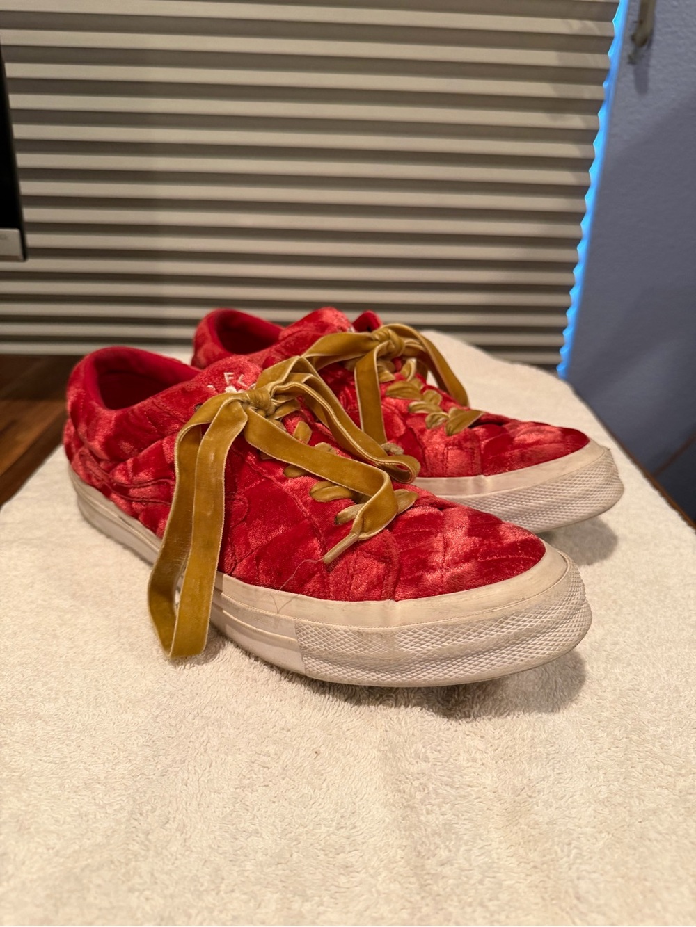 Converse Golf le fleur Red Velvet Low-Top Sneakers with Gold Velvet Laces - Picture 1 of 9